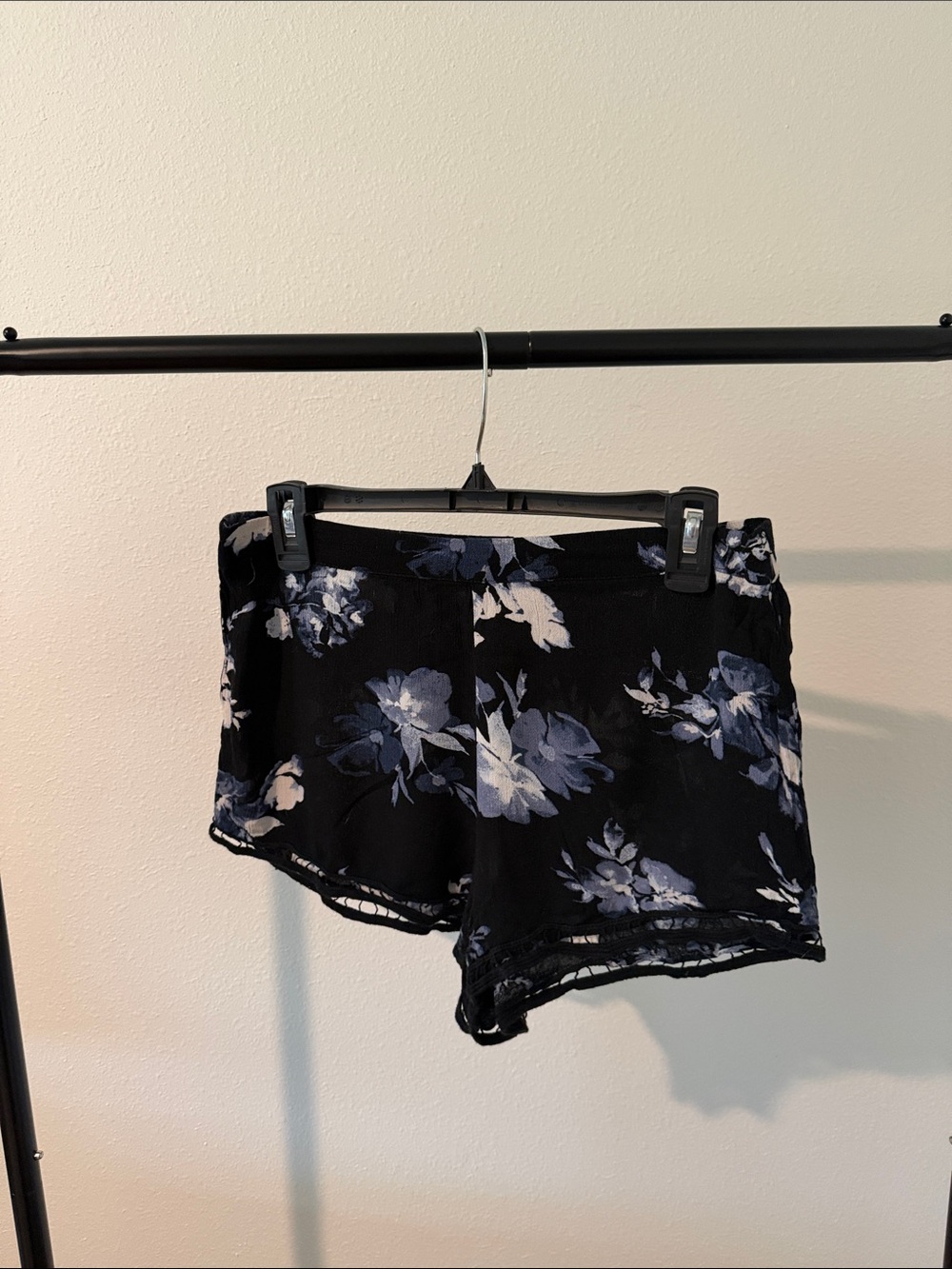 Kendall + Kylie floral shorts